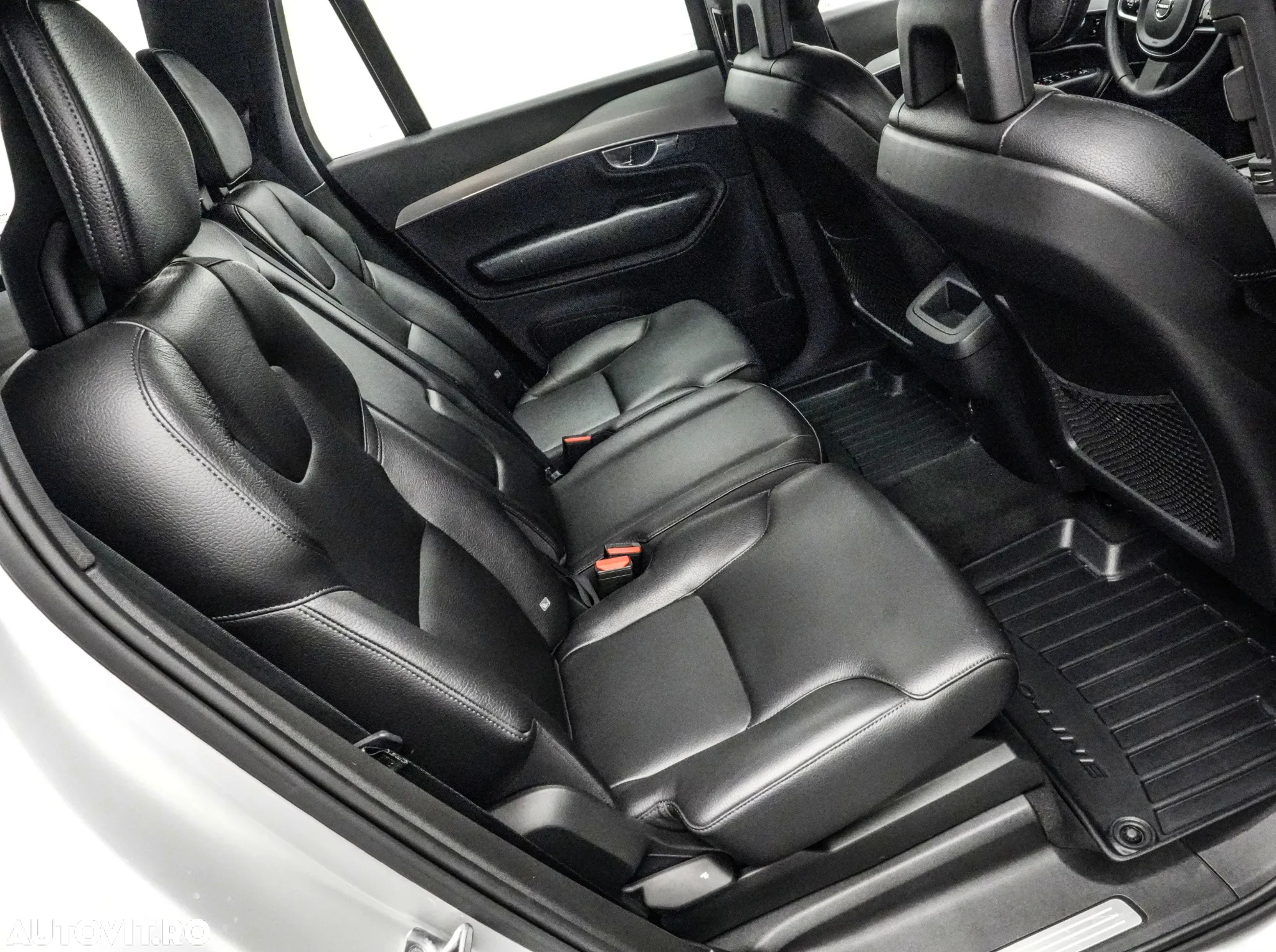 Volvo XC 90 D5 AWD Momentum - 14