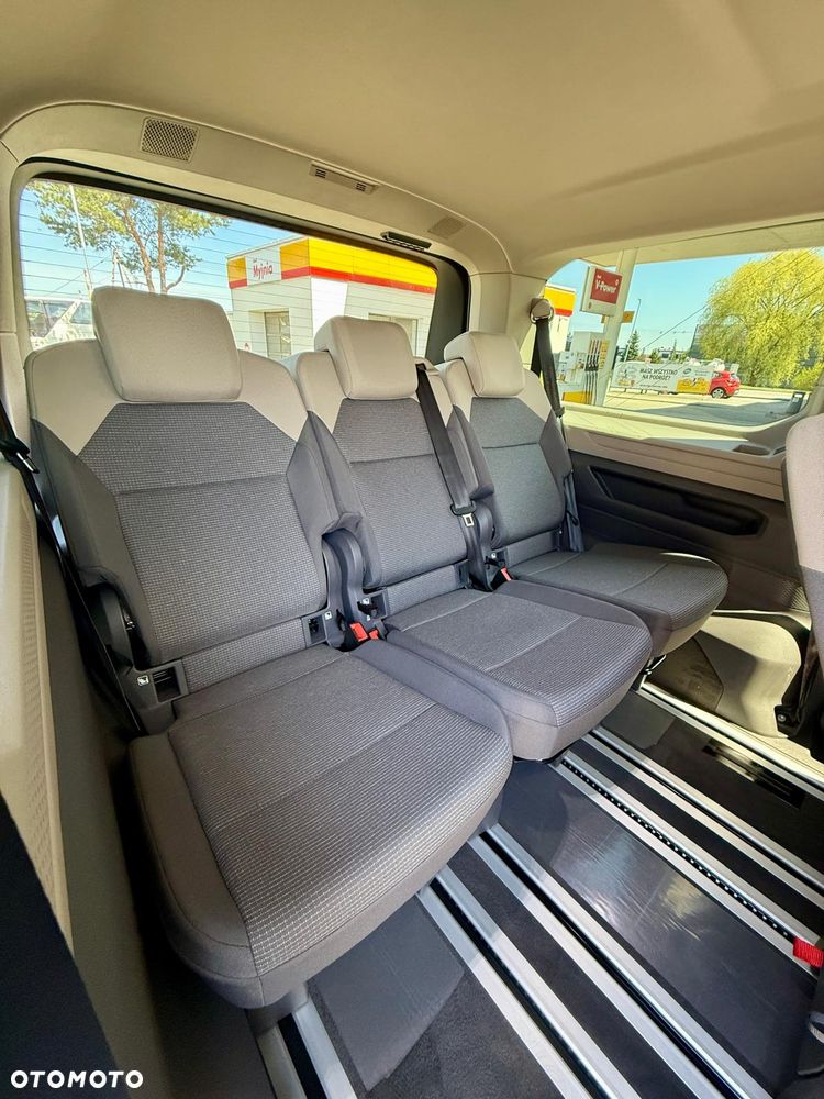 Volkswagen Multivan 2.0 TDI L2 Family DSG - 33