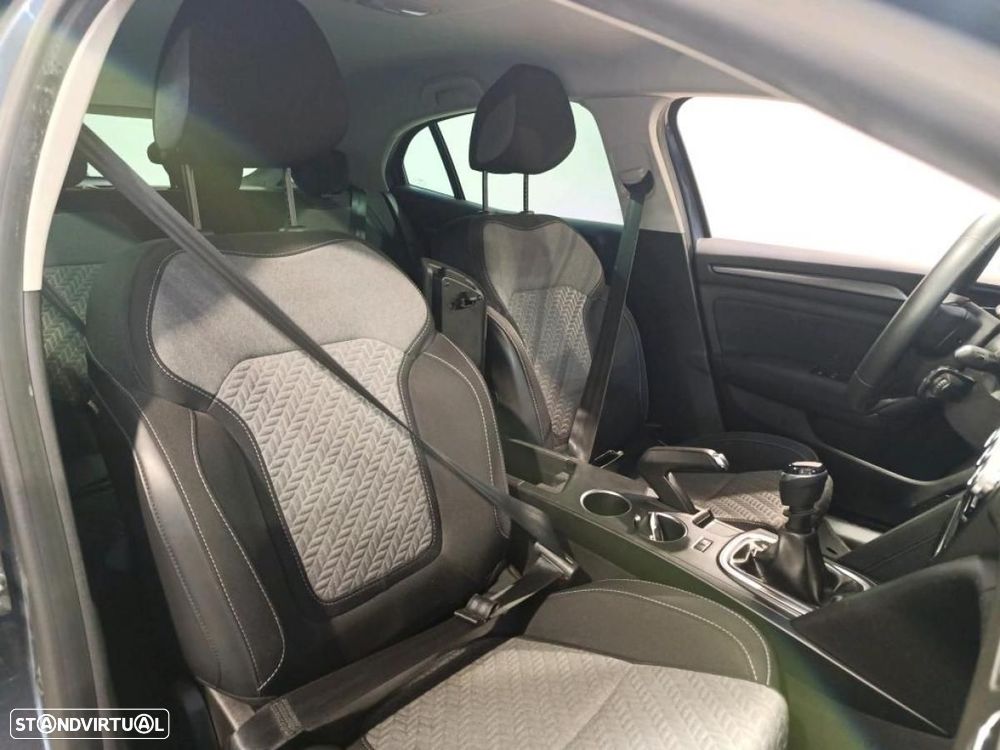 Renault Mégane 1.5 Blue dCi Limited - 3