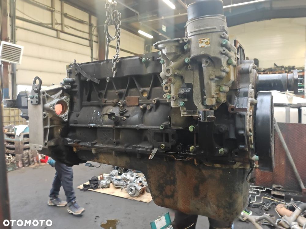 BLOK SILNIKA Z UKŁADEM KORBOWO-TŁOKOWYM MAN TGX TGS TG3 D2676LF80 EURO 6 - 7
