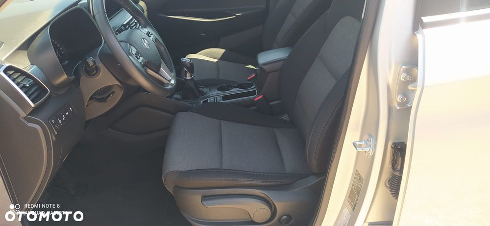 Hyundai Tucson 1.6 CRDi 2WD Select - 12