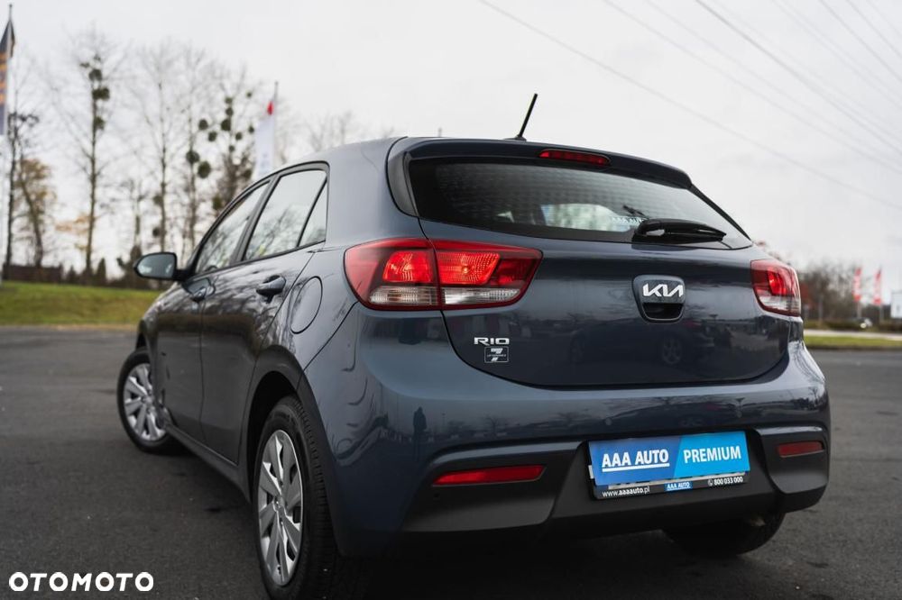 Kia Rio - 13