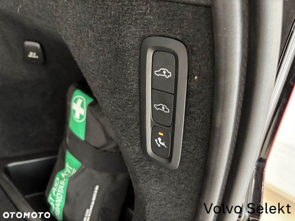 Volvo XC 90 - 35