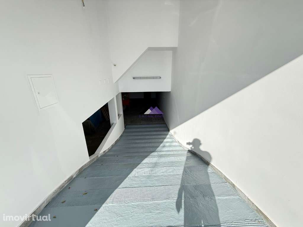 Moradia V3 com Garagem e Piscina a Estrear - Grande imagem: 3/60