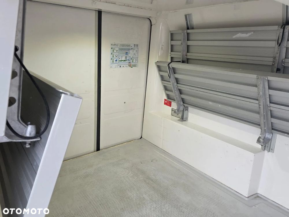 Opel Vivaro Chłodnia - 12