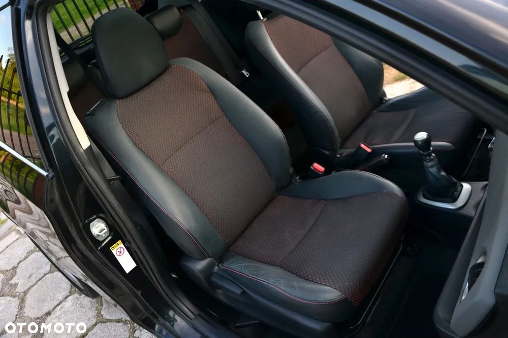 Toyota Yaris 1.33 VVT-i Executive - 20