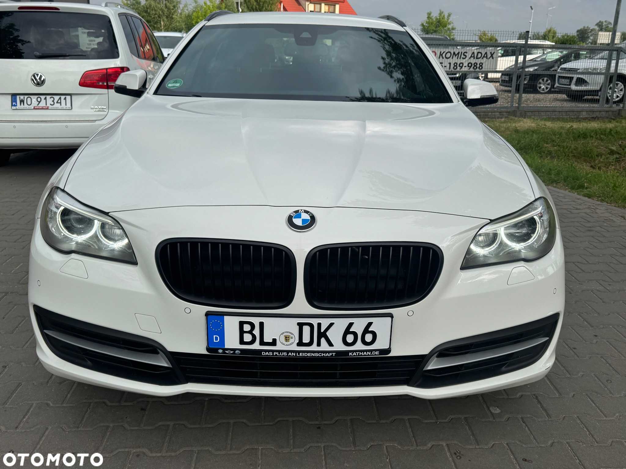 BMW Seria 5 525d xDrive Touring - 2