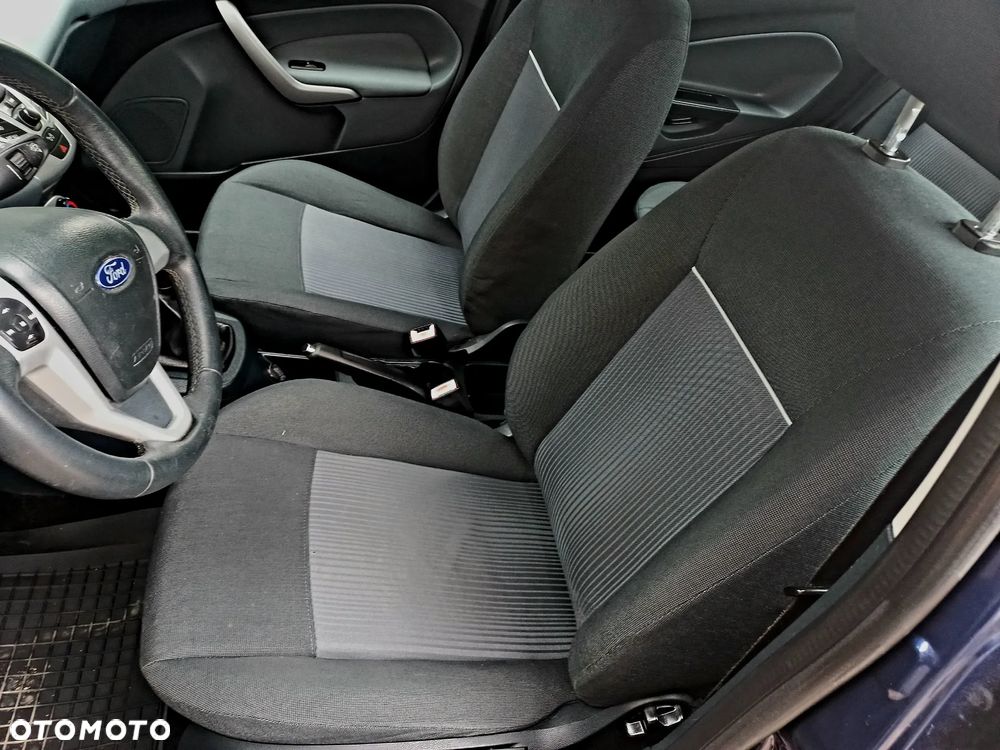 Ford Fiesta 1.25 Champions Edition - 14