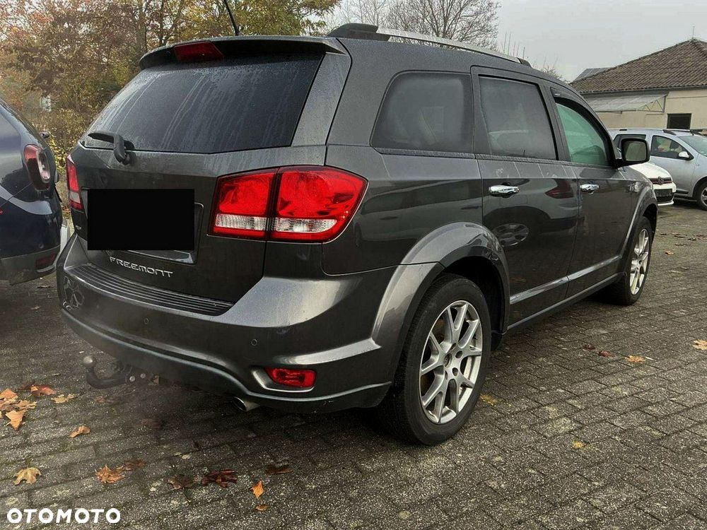 Fiat Freemont 2.0 Multijet Lounge AWD - 4