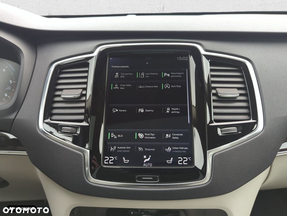 Volvo XC 90 - 26