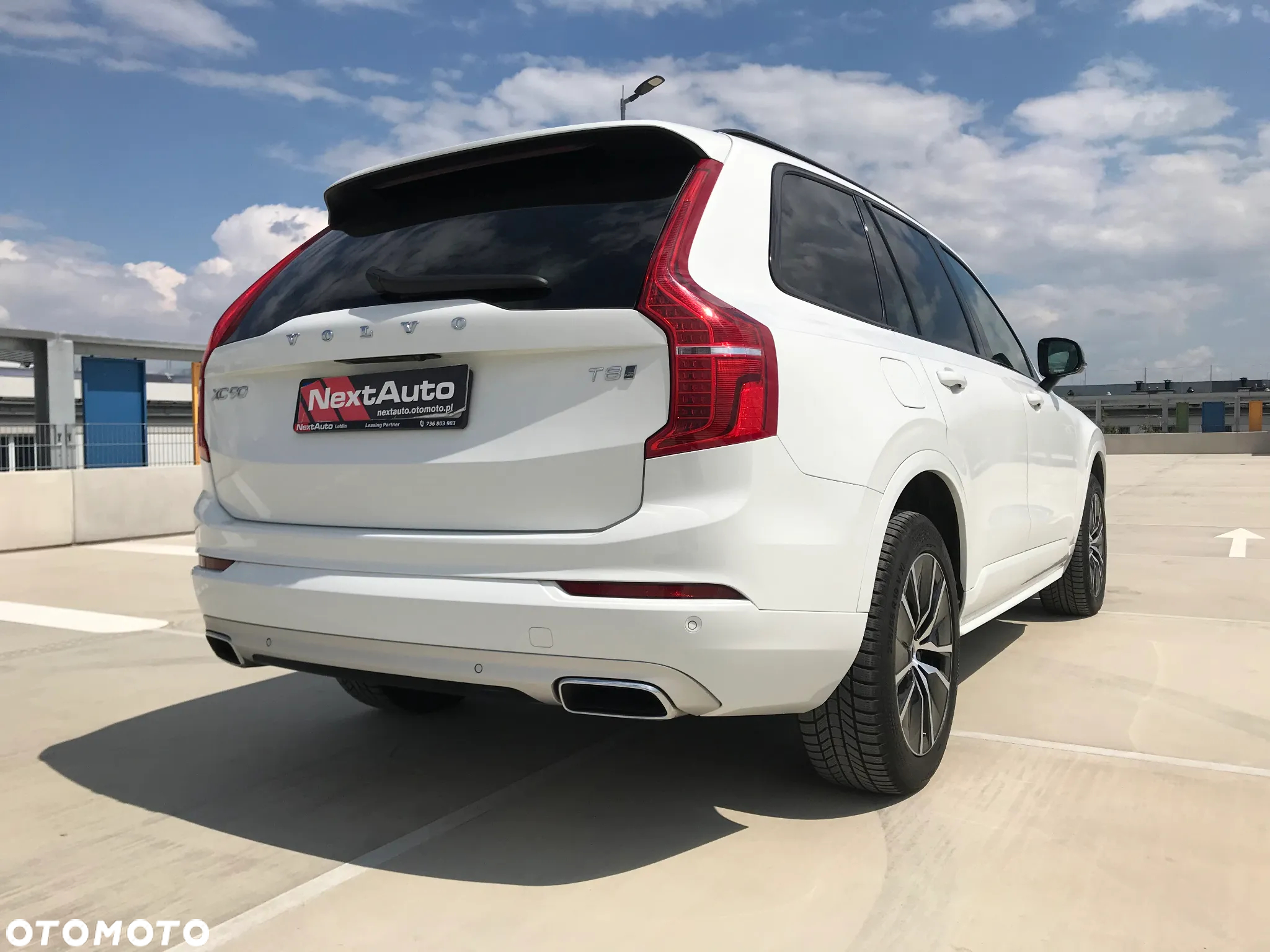 Volvo XC 90 T8 AWD Plug-In Hybrid R-Design 7os - 8