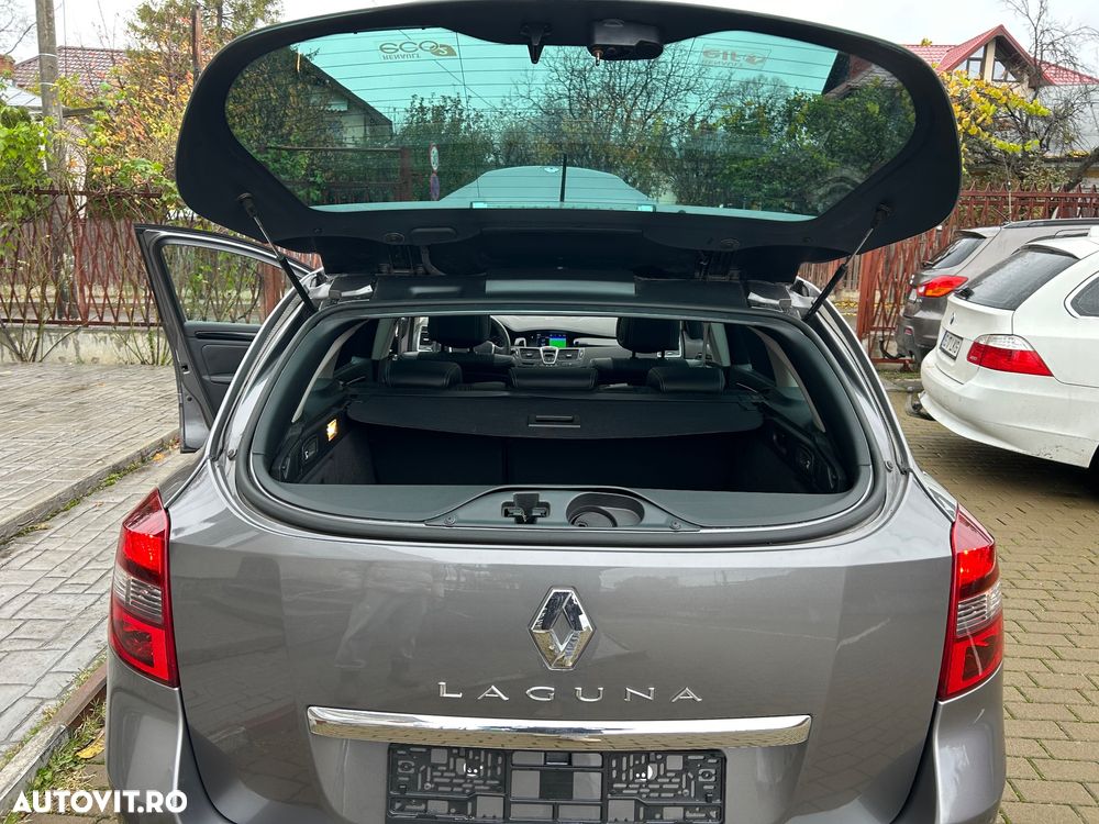 Renault Laguna dCi 110 FAP EDC Bose Edition - 21