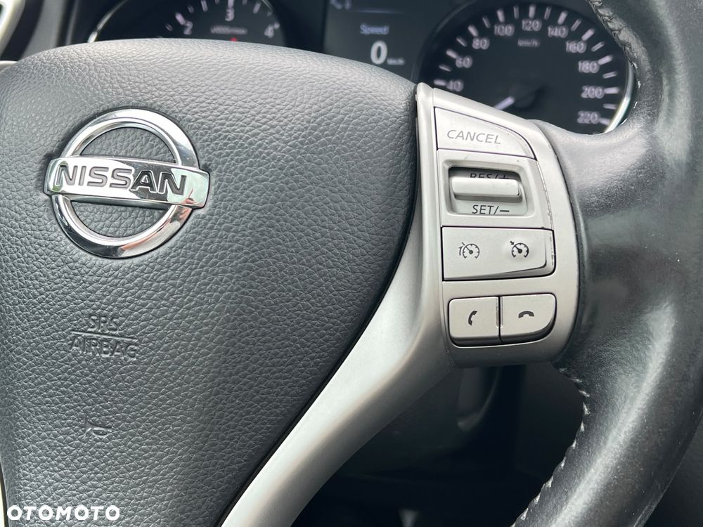 Nissan Qashqai 1.6 DCi Tekna Xtronic - 22