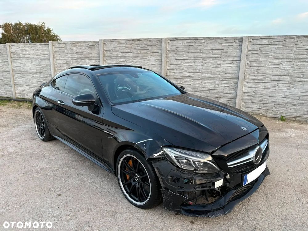 Mercedes-Benz Klasa C AMG 63 S - 35