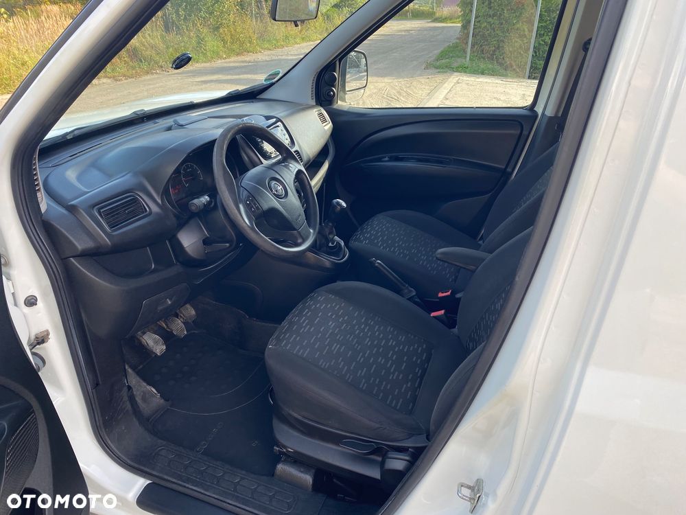 Opel Combo - 10