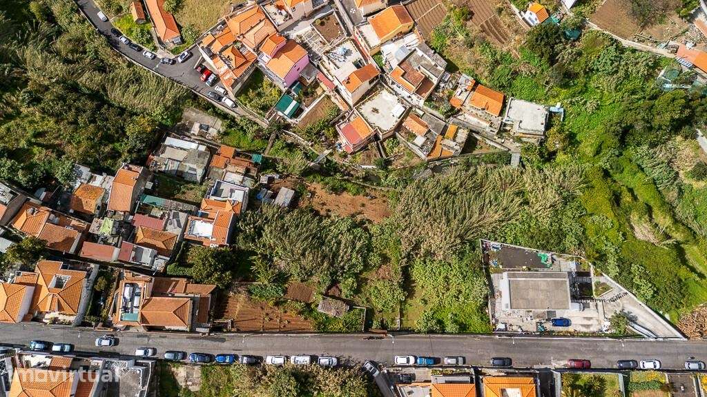 Terreno com 528m2 com projeto aprovado no Funchal - Grande imagem: 5/32