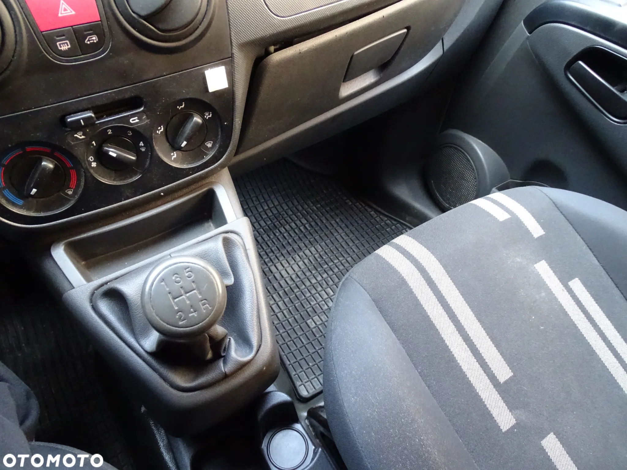 Fiat FIORINO 1,3 JTD MULTIJET 75 KM, BOCZNE DRZWI -PEŁNA HISTORIA- - MOŻLIWA ZAMIANA NA MOTOR AUTO ! - 11