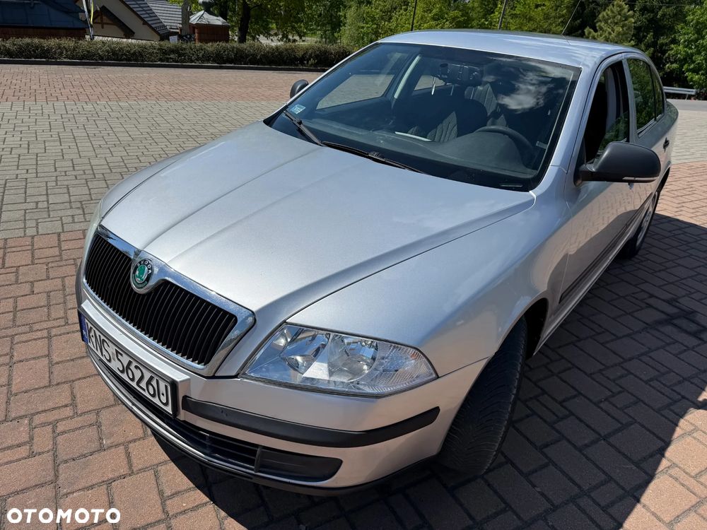 Skoda Octavia 1.6 Active - 9
