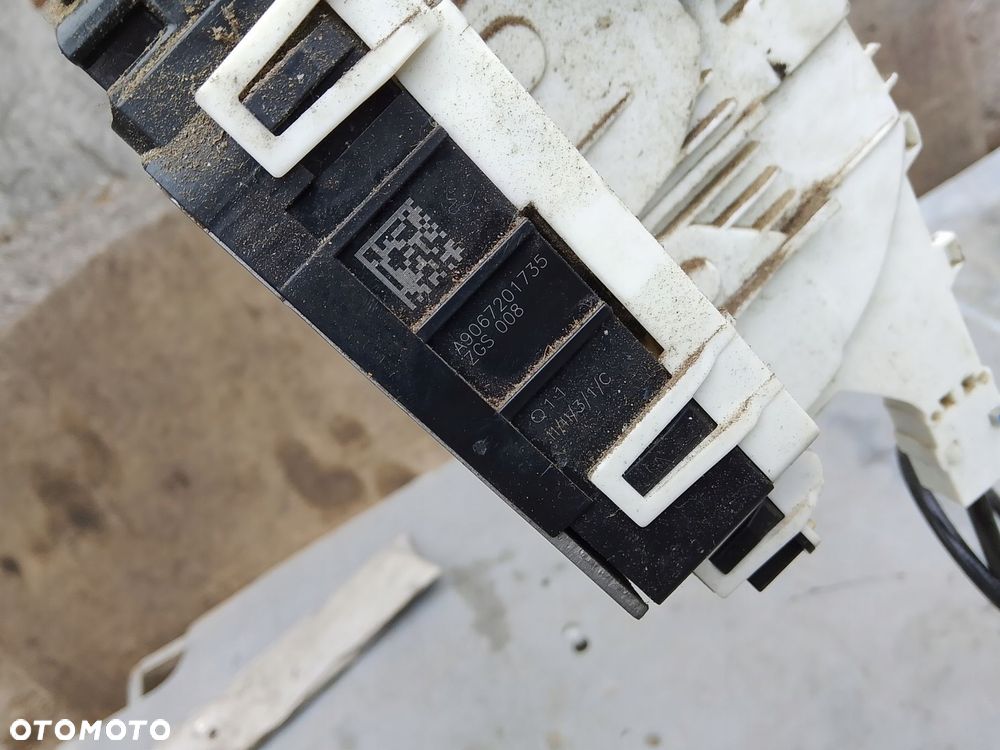 zamek prawy przód vw crafter a9067201735 - 3