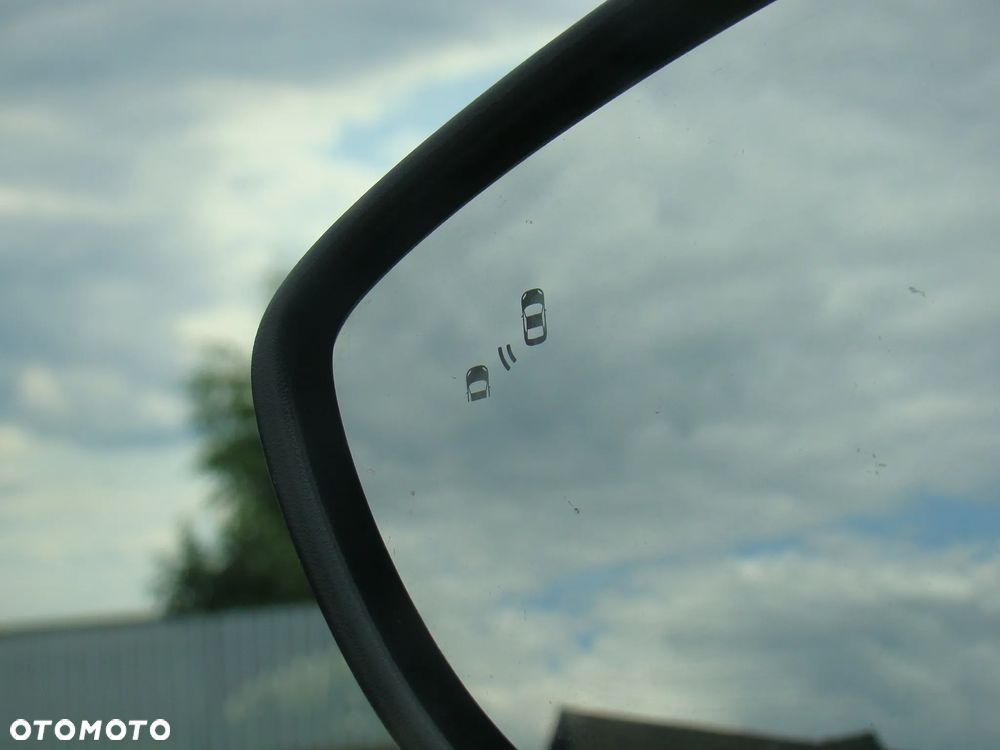 Ford Focus 1.5 EcoBlue STart-Stopp-System ST-LINE X - 19