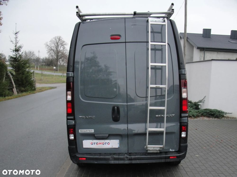Renault Trafic - 17
