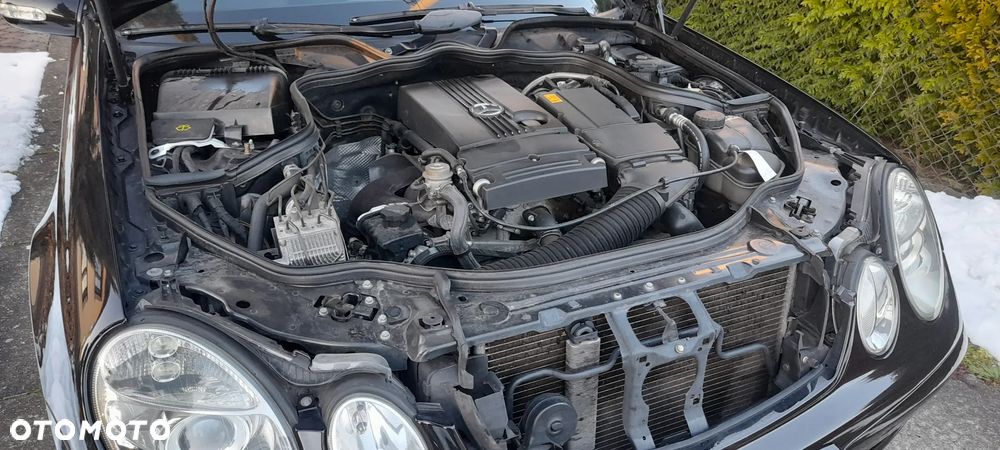 Mercedes-Benz Klasa E 200 Kompressor Classic - 25