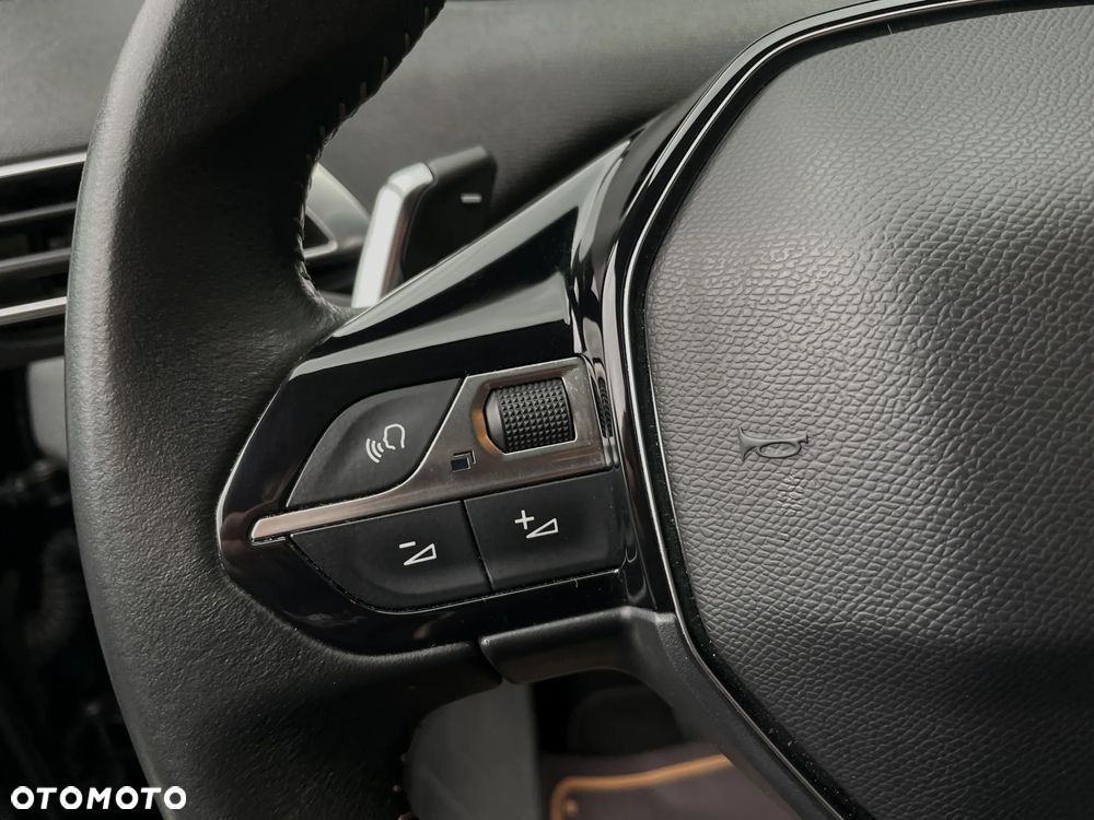 Peugeot 5008 1.5 BlueHDi Road Trip S&S EAT8 - 24