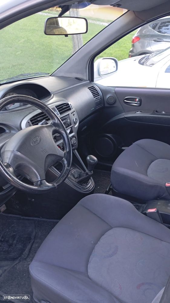 Hyundai Matrix 1.5 CRDi GLS - 6