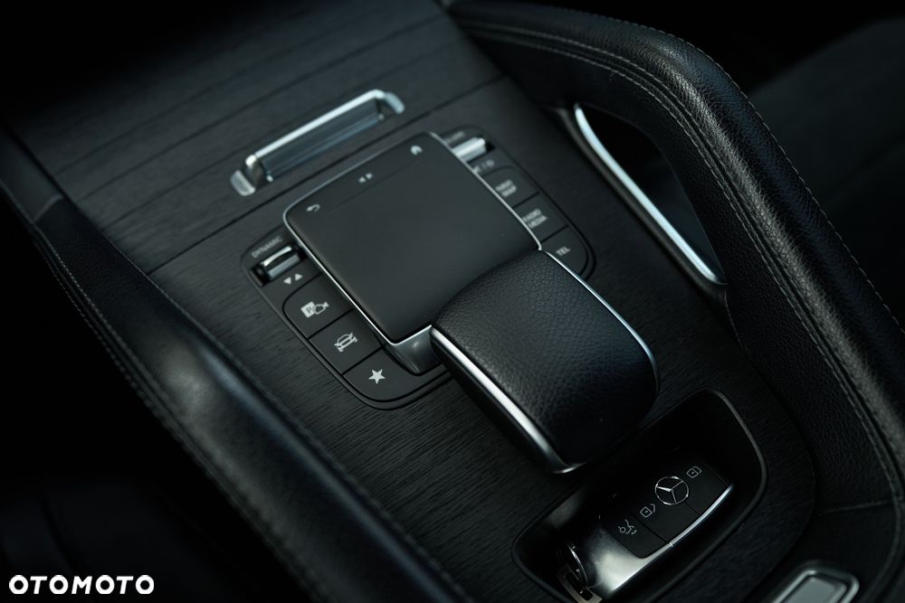 Mercedes-Benz GLE 300 d 4-Matic - 26