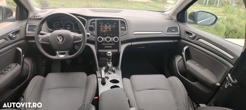 Renault Megane BLUE dCi 115 BUSINESS EDITION - 3