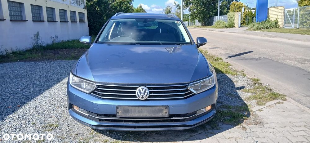 Volkswagen Passat 2.0 TDI (BlueMotion Technology) Comfortline - 2