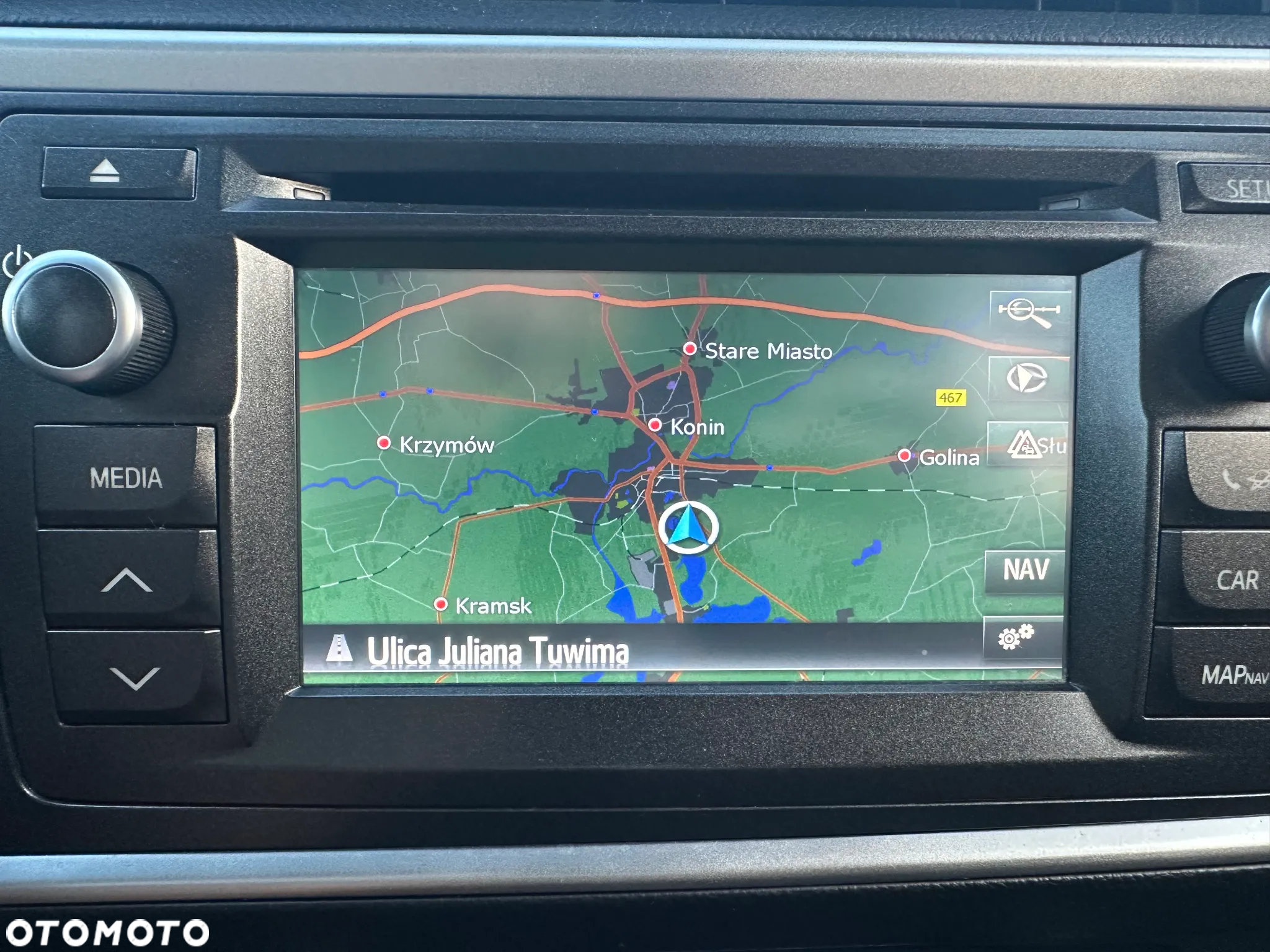Toyota Auris 1.8 HSD Prestige NAVI - 25