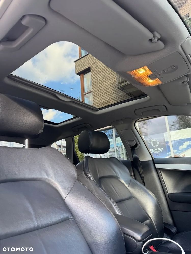 Audi A3 Sportback 2.0 TDI DPF S tronic S line Sportpaket - 4