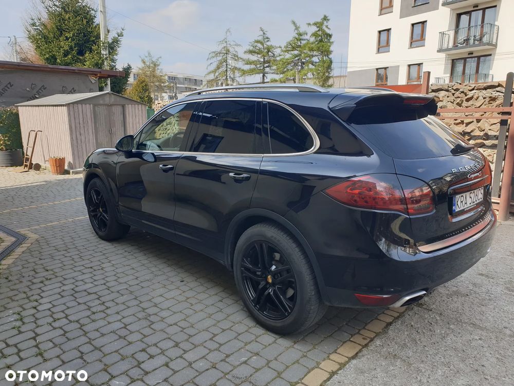 Porsche Cayenne - 9