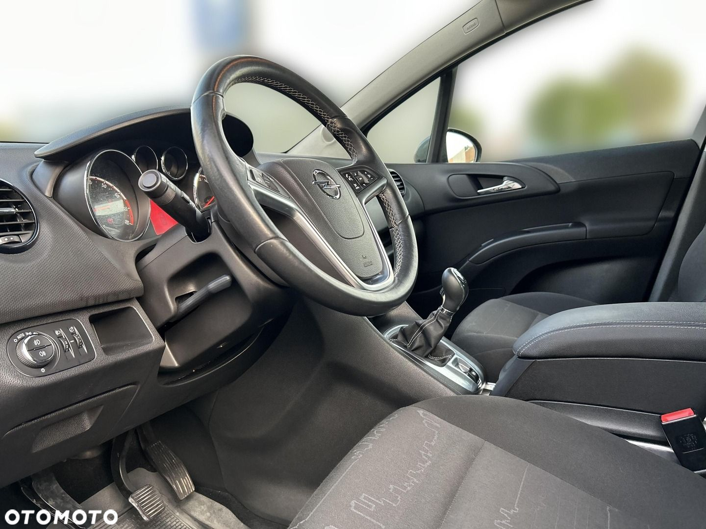 Opel Meriva 1.4 T Enjoy S&S - 14