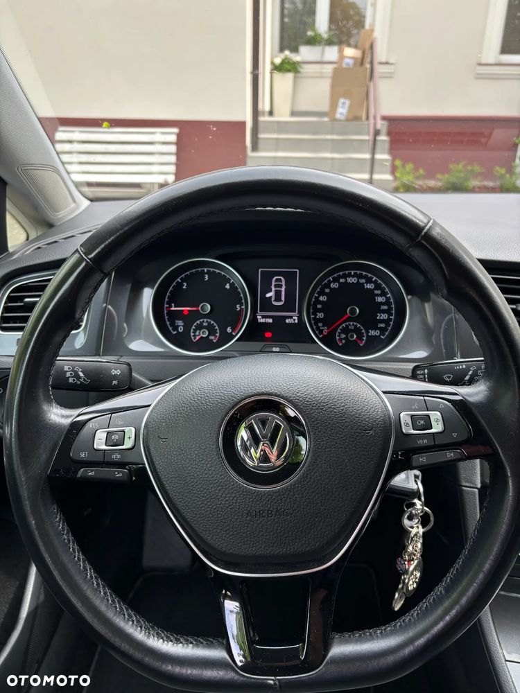 Volkswagen Golf 1.6 TDI BMT Comfortline - 10