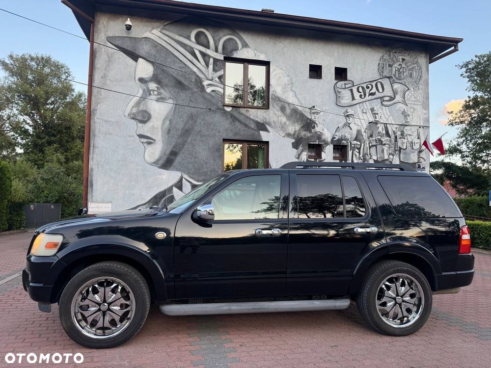 Ford Explorer 4.0 4WD - 8