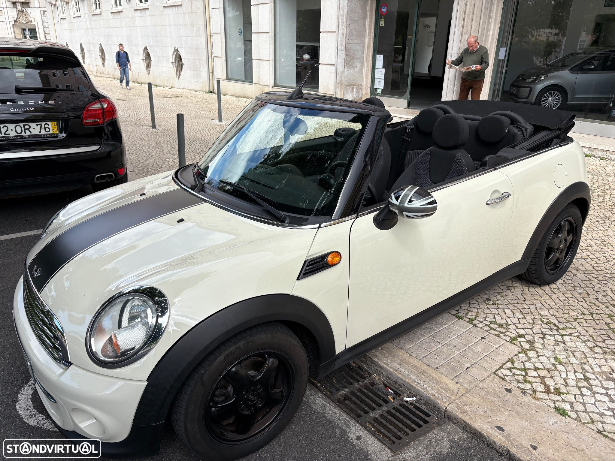 MINI Cabrio Cooper D - 13