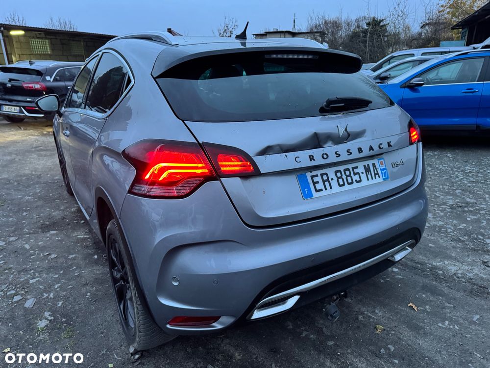 Citroën DS4 Cross 1.6 BlueHDi Be Chic S&S EAT6 - 28