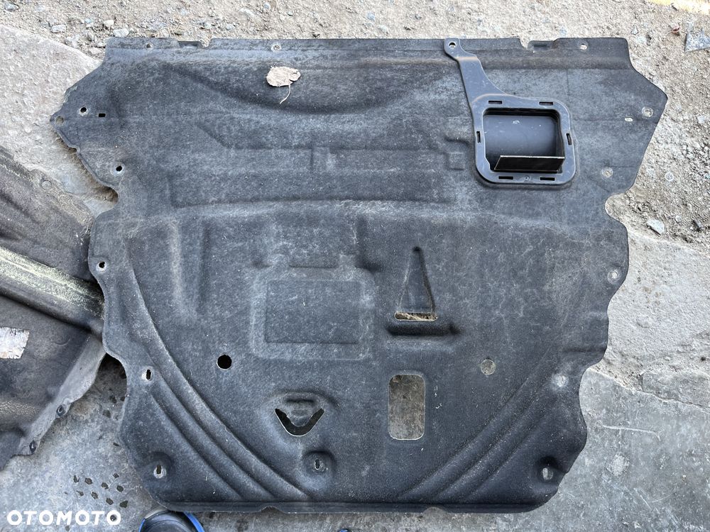 Osłona pod silnik Ford Kuga MK3 - 2