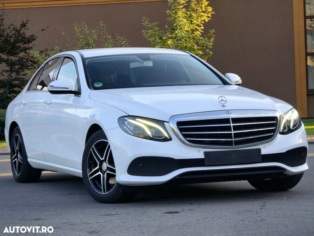 Mercedes-Benz E 200 d T-Modell Aut - 2