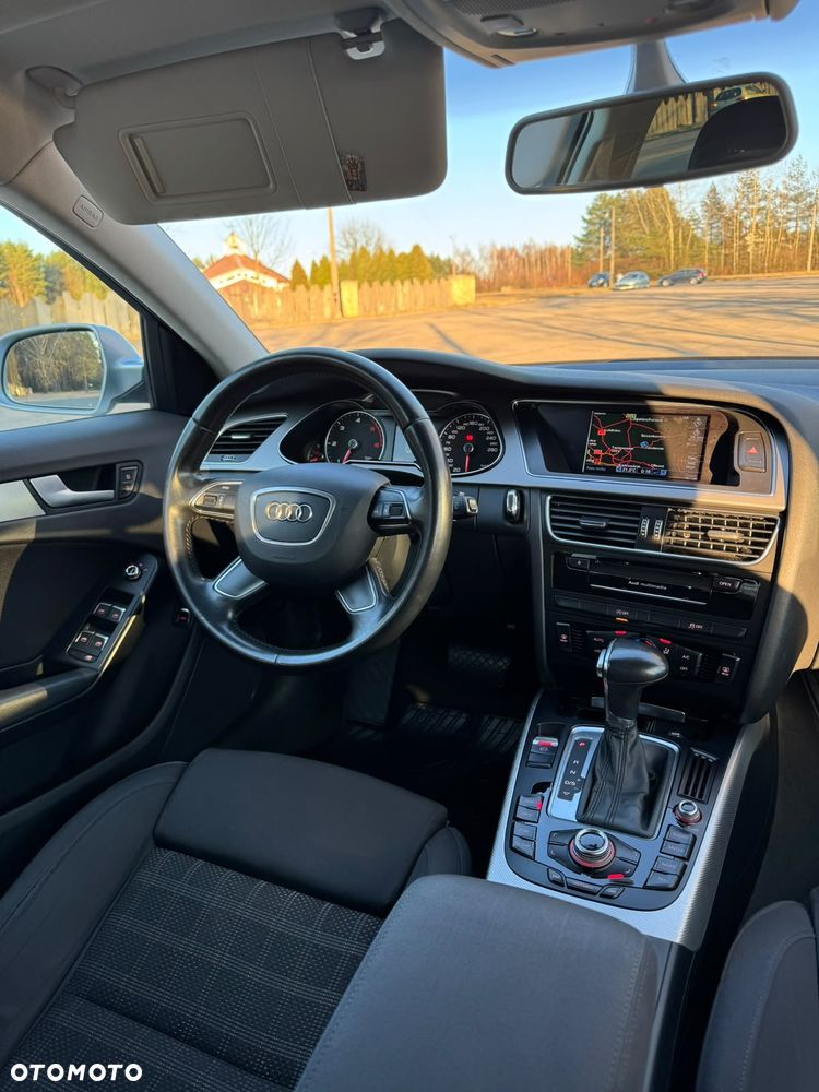 Audi A4 Limousine - 21