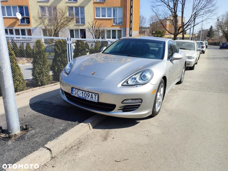 Porsche Panamera - 5