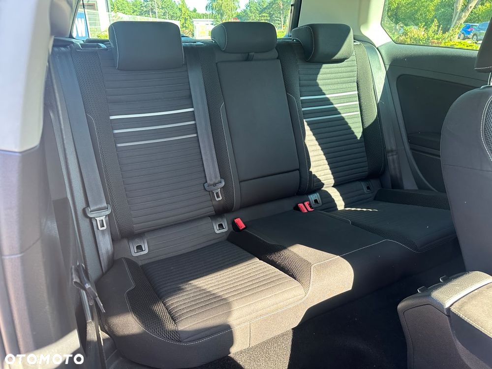 Volkswagen Golf 1.6 TDI BlueMotion Technology Cup - 8