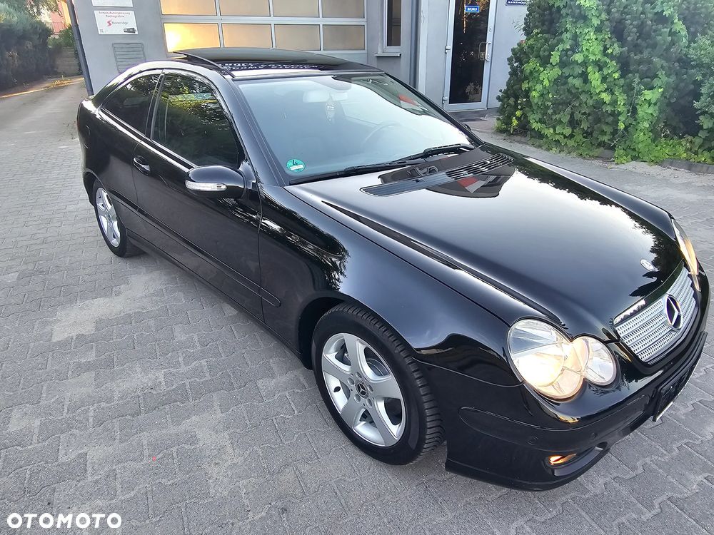 Mercedes-Benz Klasa C 200 Kompressor Sportcoupe - 7