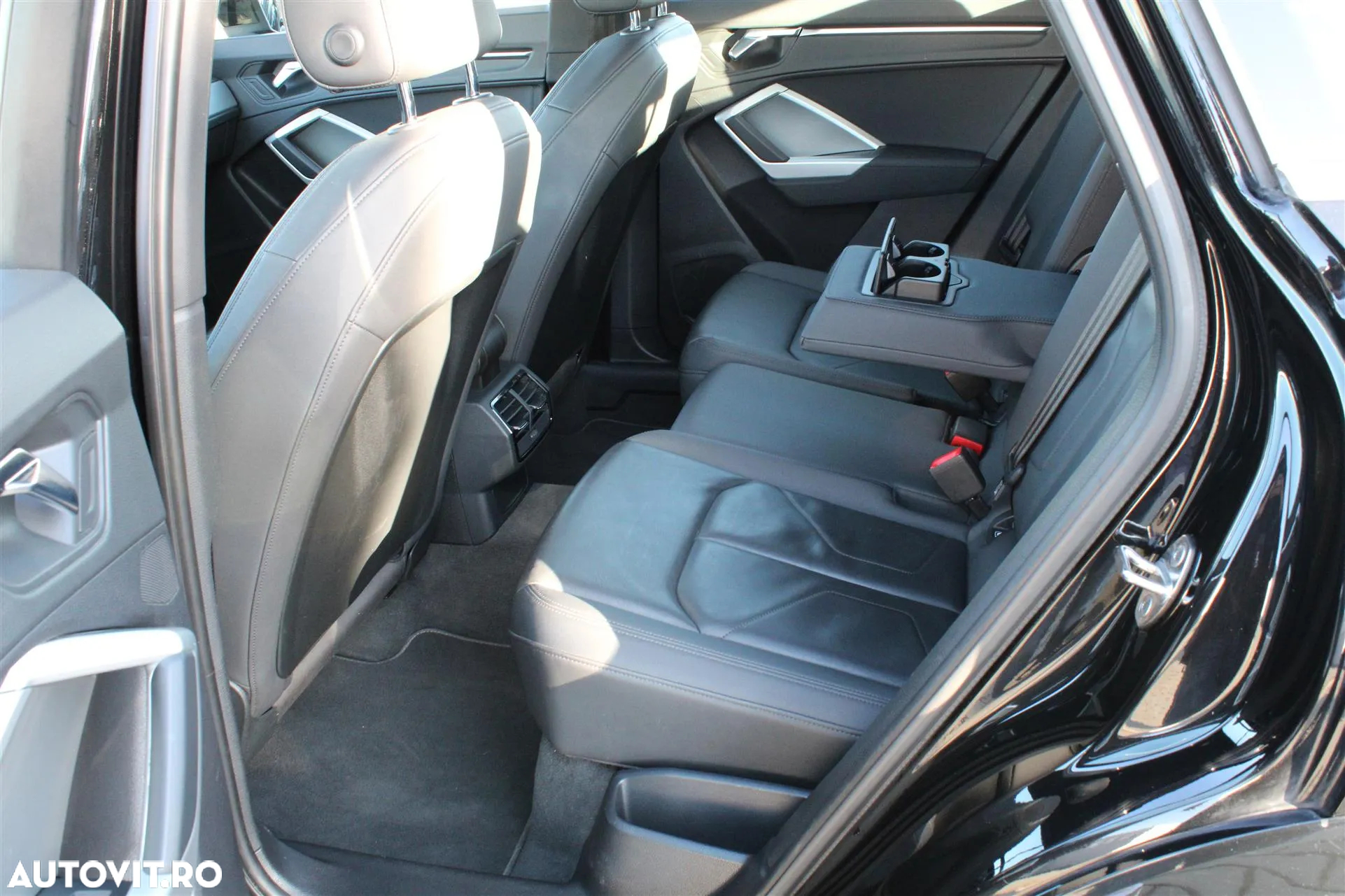 Audi Q3 40 TFSI quattro S tronic S line - 11