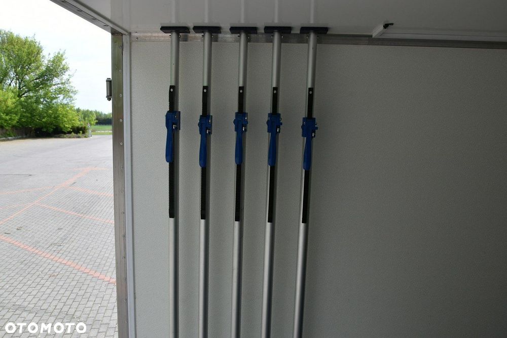 Volkswagen Crafter - 22