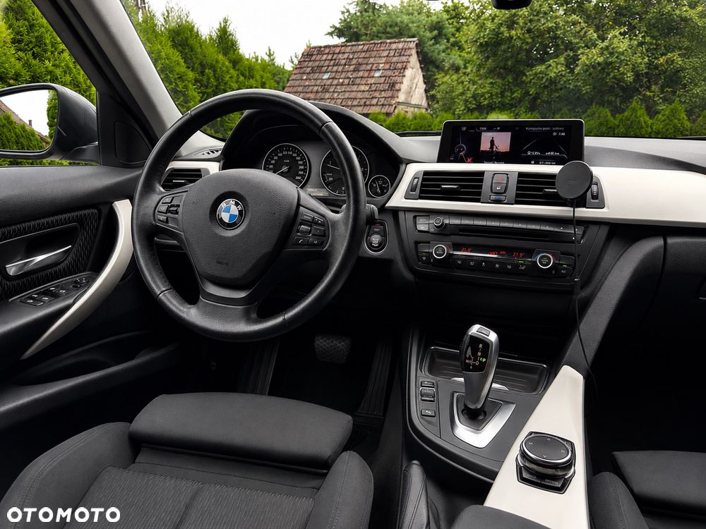 BMW Seria 3 - 11