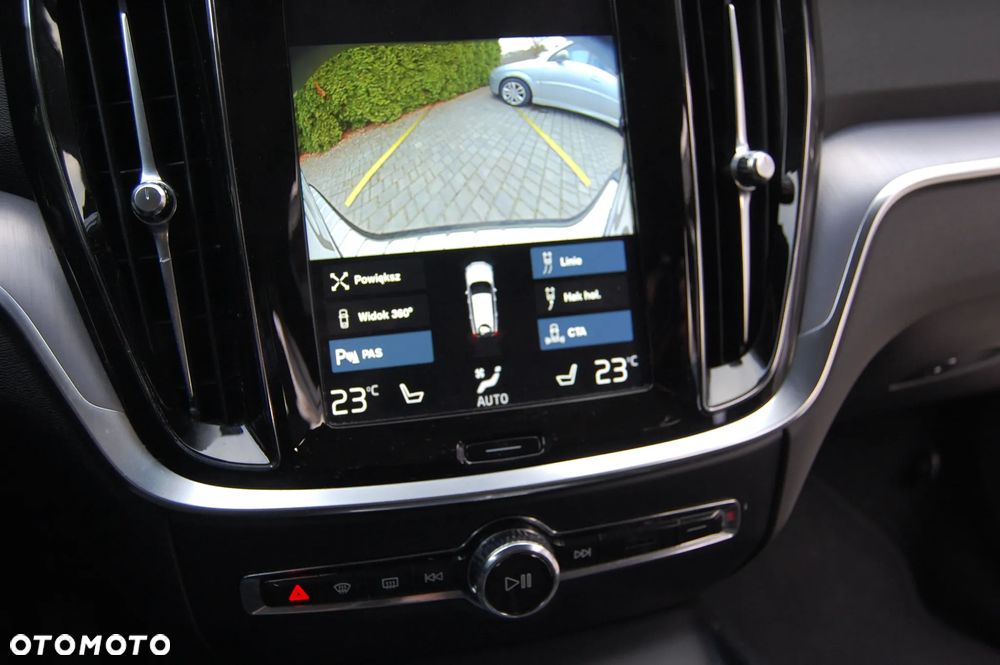 Volvo V60 Cross Country D4 AWD Geartronic Pro - 29