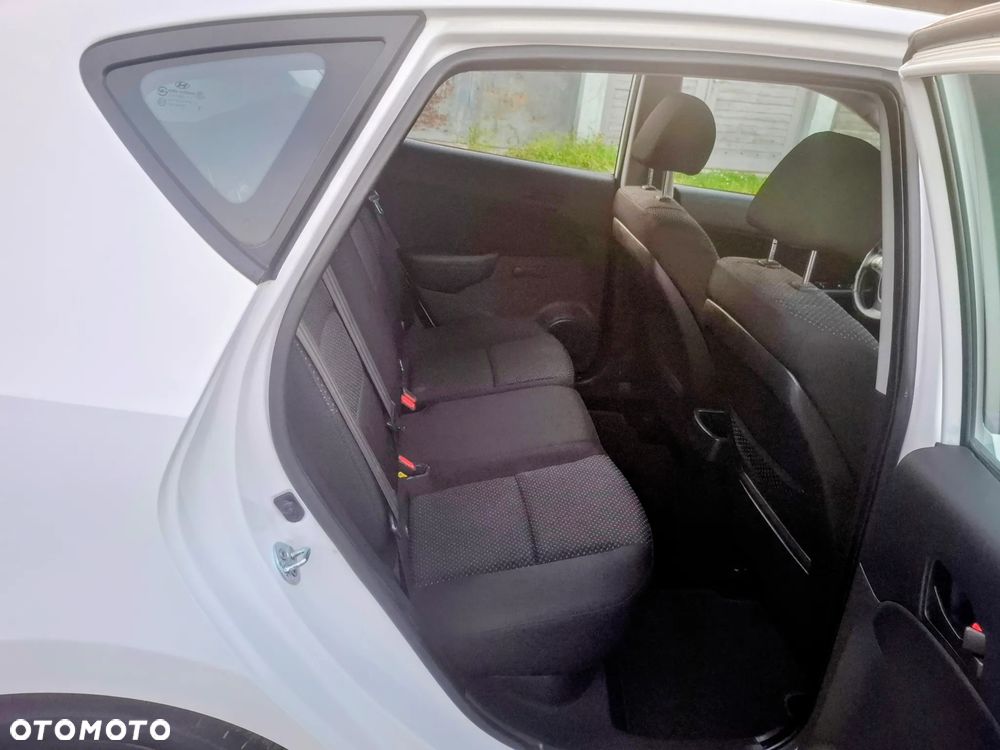 Hyundai i30 1.4 Blue Comfort - 9